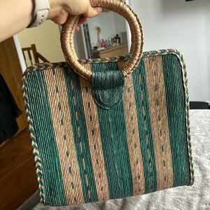 Woven straw bag. Mexico handmade